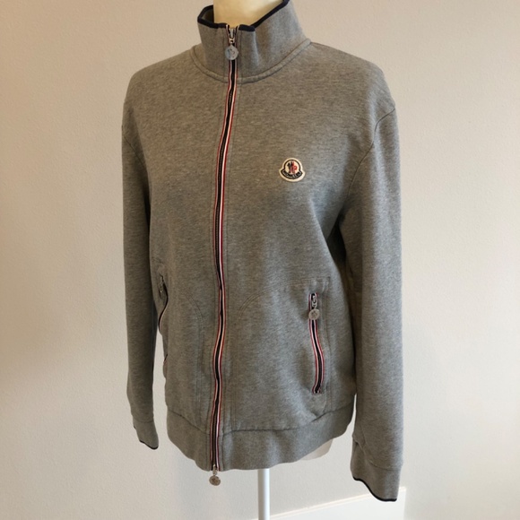 MONCLER SWEATSHIRT - Picture 10 of 13